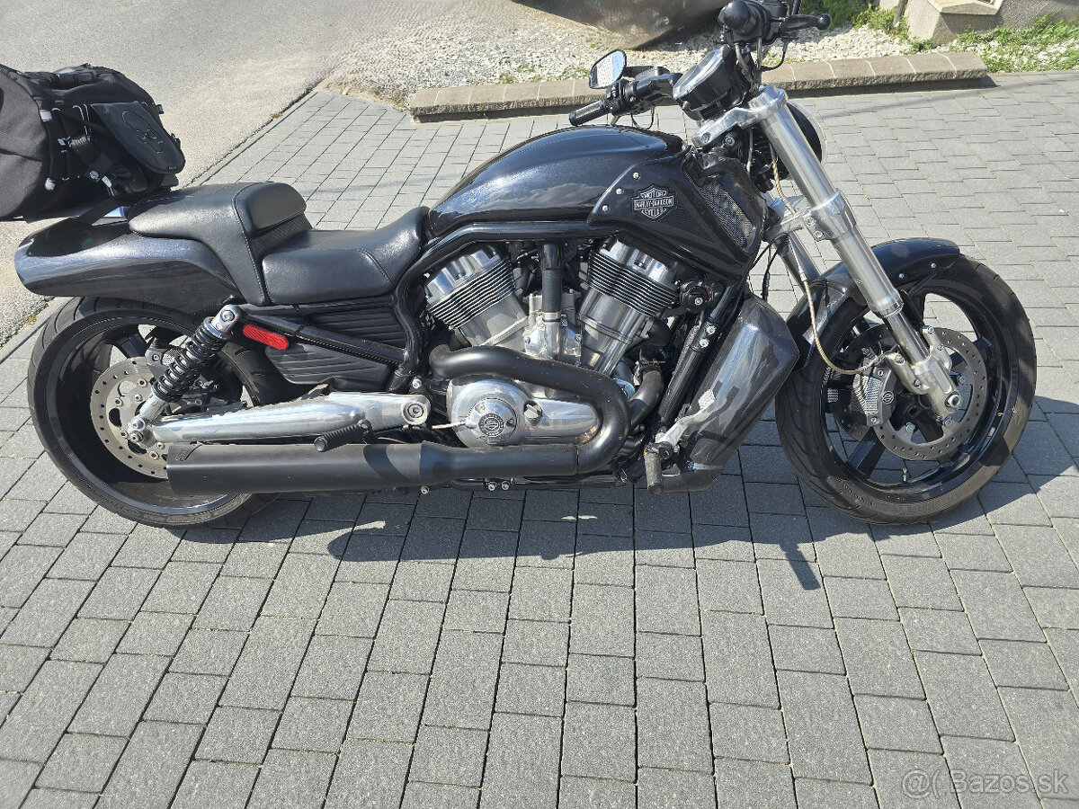HARLEY DAVIDSON V-ROD MUSCLE - 3