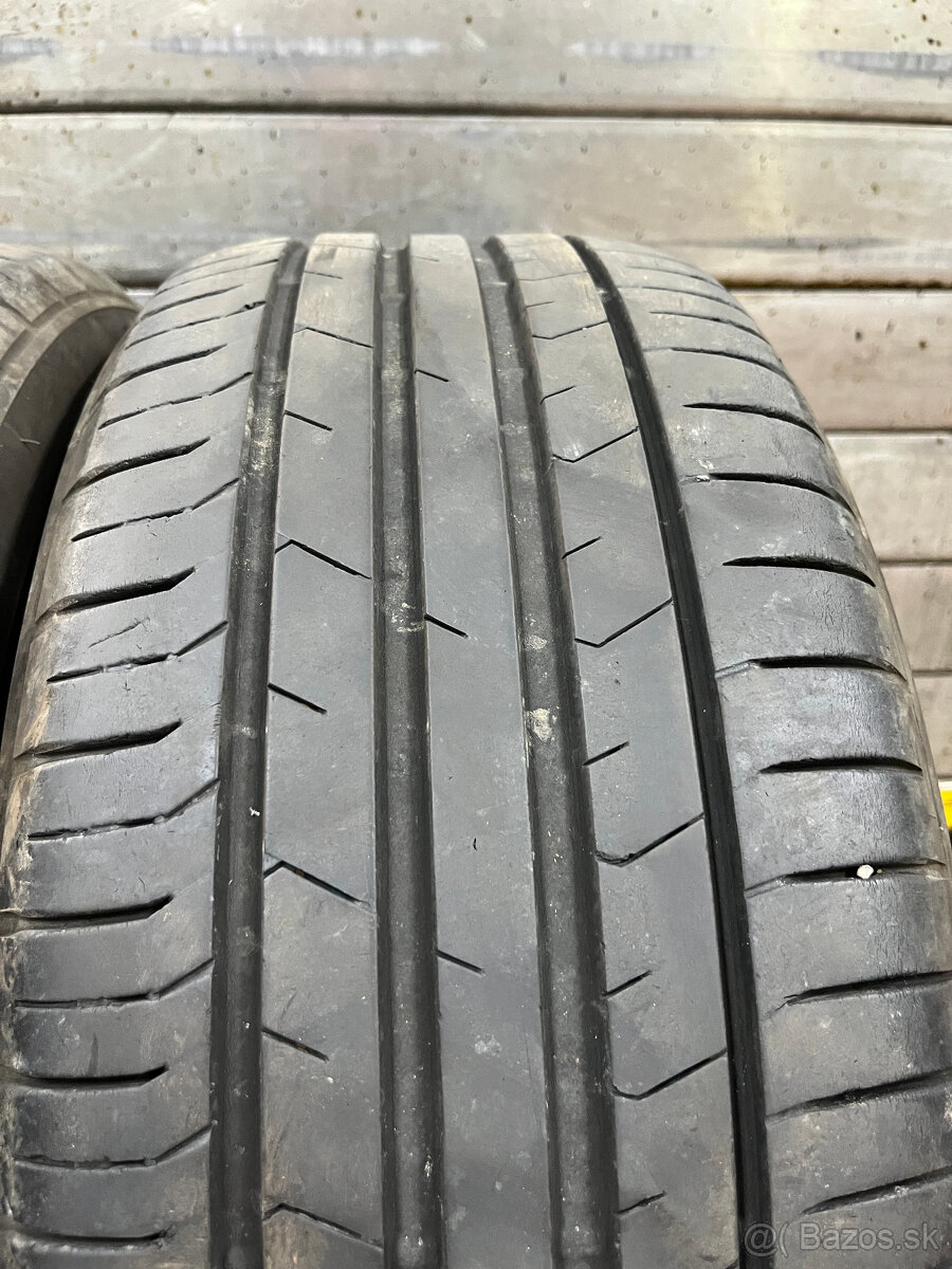 Pneu 215/50 R17 Toyo Proxes Sport - 3