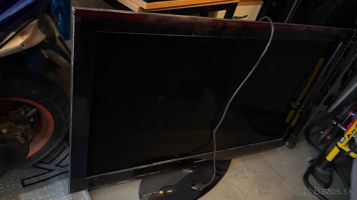 TV Samsung 46” - 3