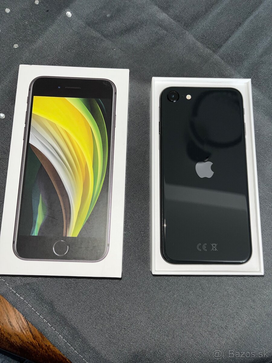 iPhone SE (2020) - 3