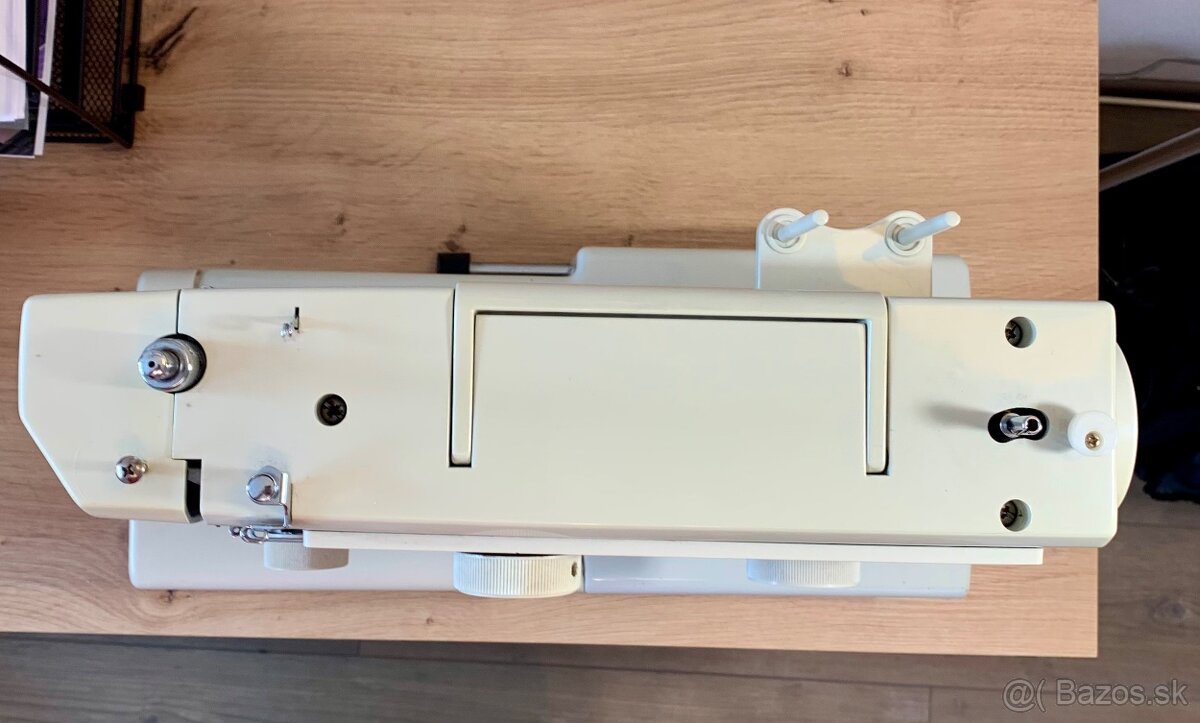 Šijací stroj LIOYDS nemeckej výroby - 3