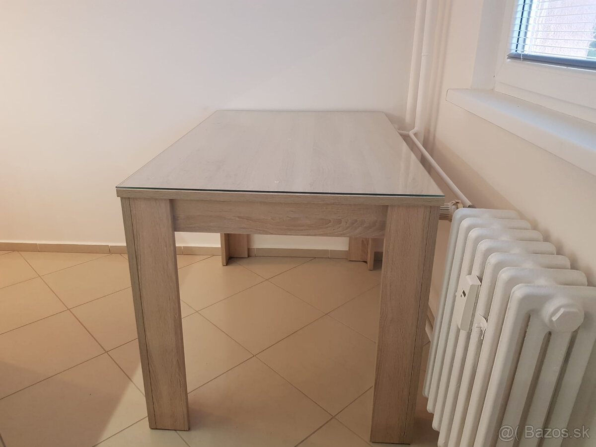 Jedálenský stôl - 3