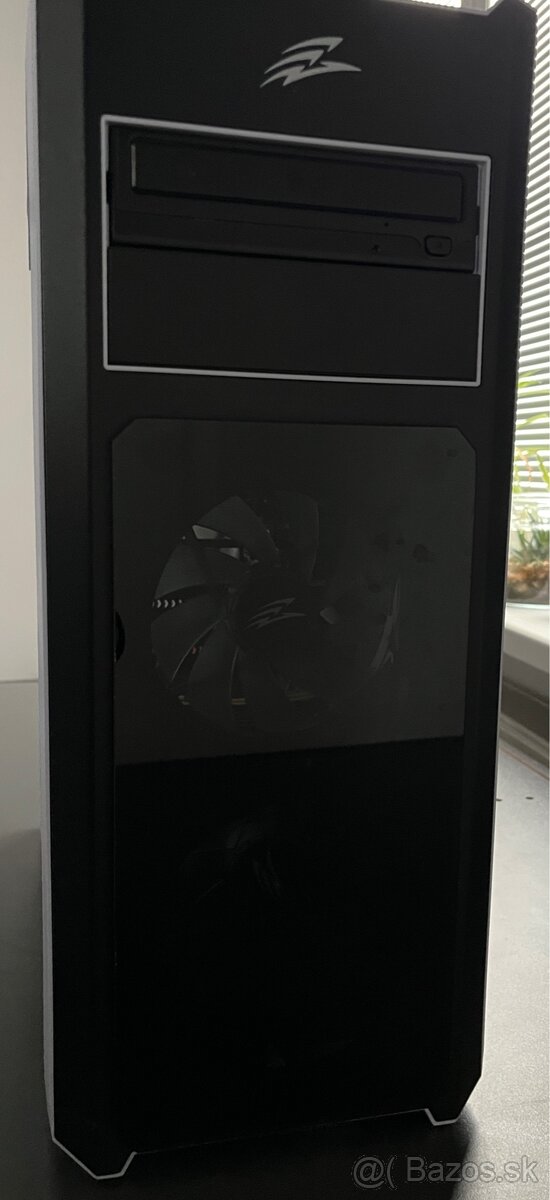 Predám Počitač - 3