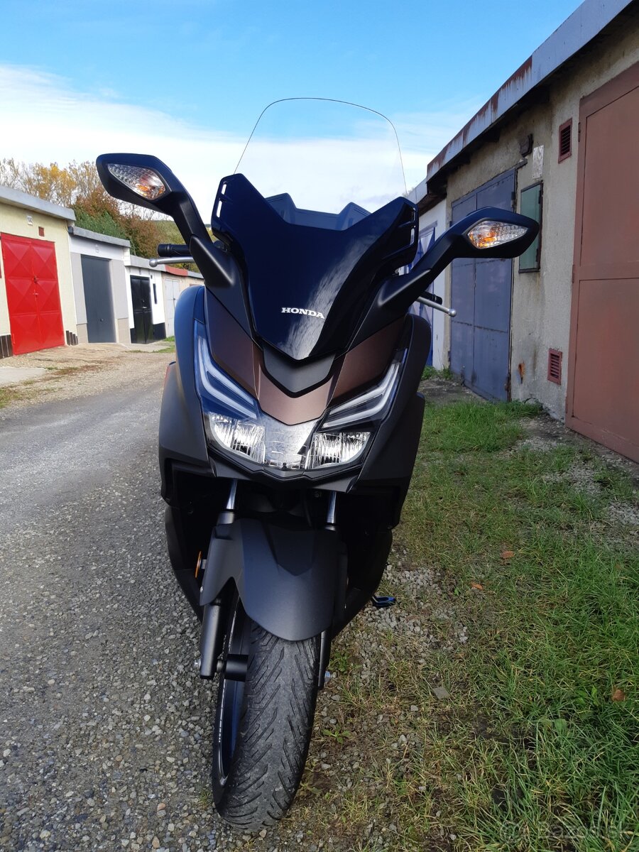Honda Forza 125 - 3