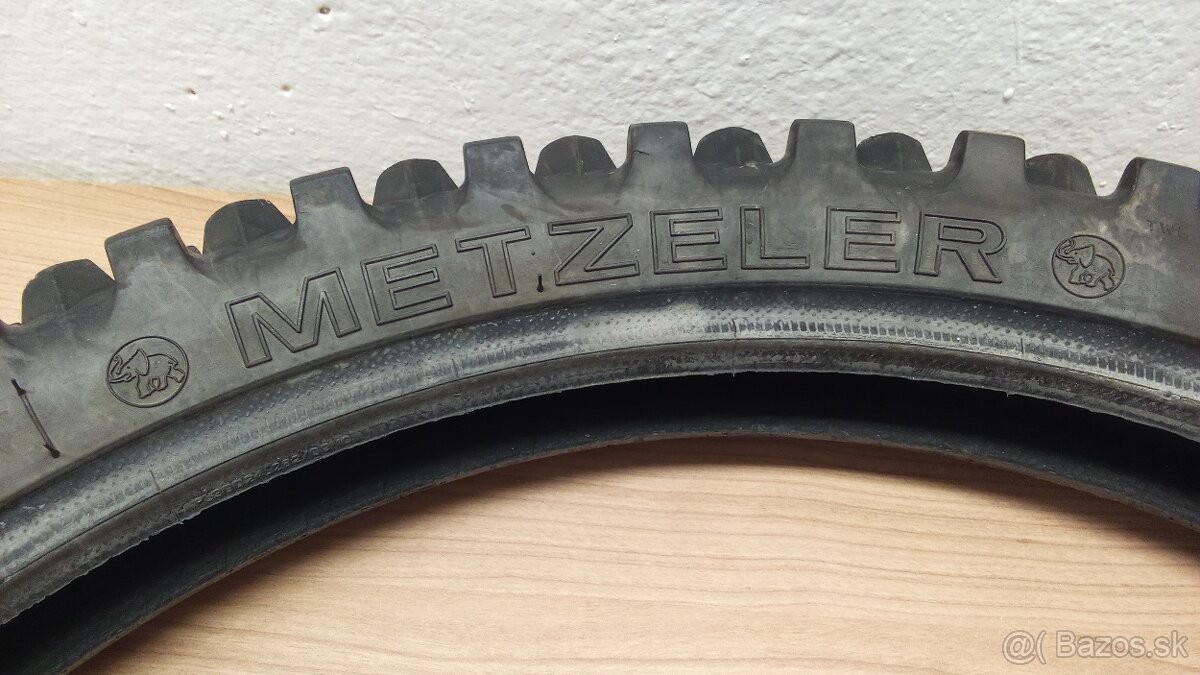 Metzeler pneumatiky 90/90/21 4ks