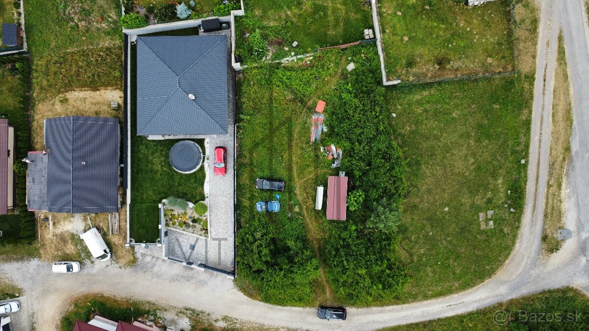 🌳 Na predaj pozemok vhodný na budúcu výstavbu rodinného dom - 3