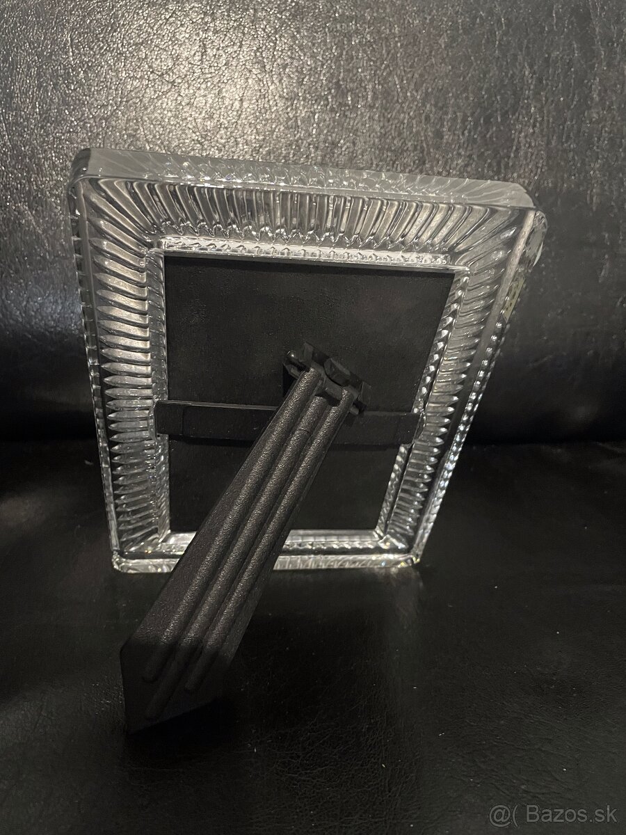 Predam stolne krystalove zrkadlo - 3