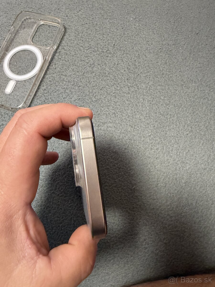 Predám iPhone 15 pro 128 gb - 3