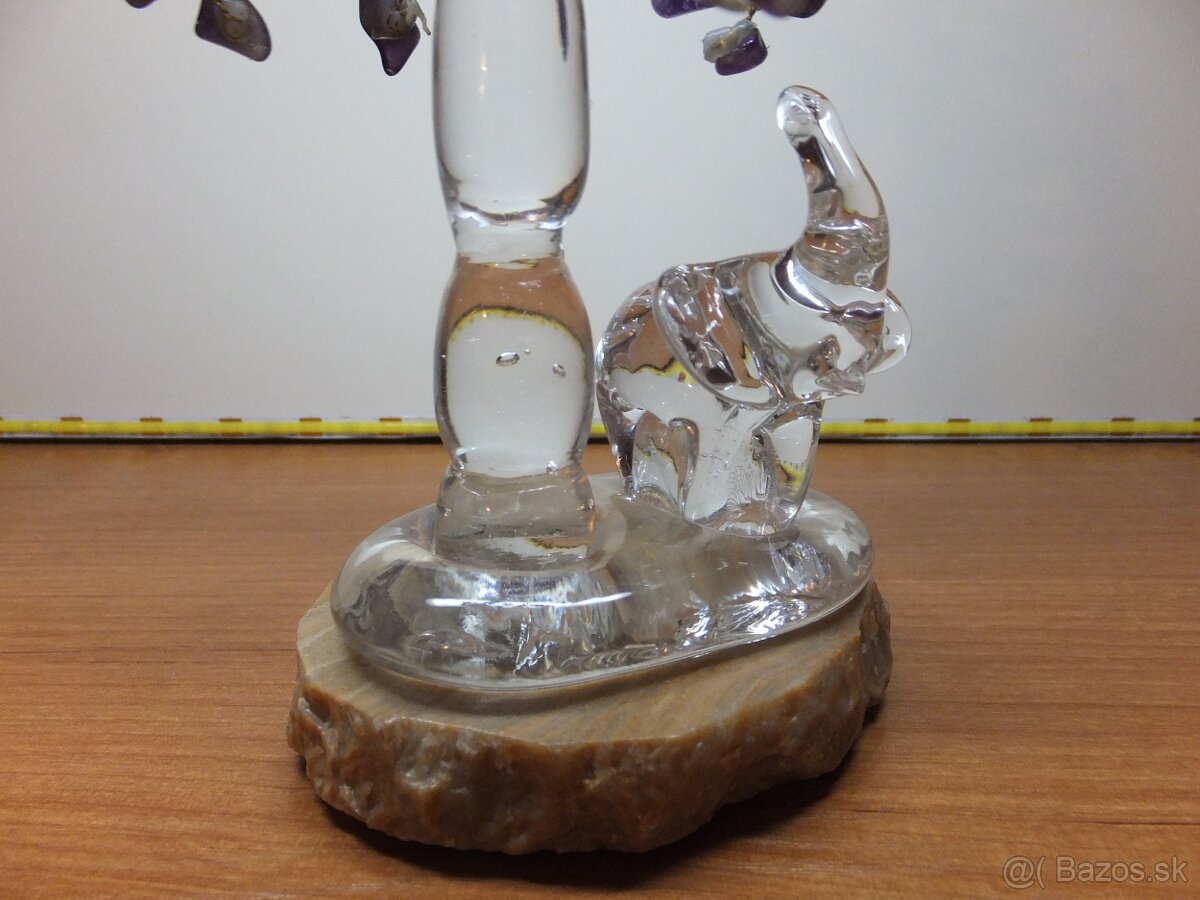 Krásný stromeček štěstí Ametyst a s figurkou slona. - 3