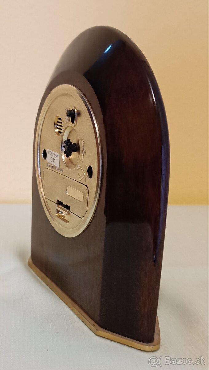 Stolové hodiny Citizen z lesteného dreva - 3