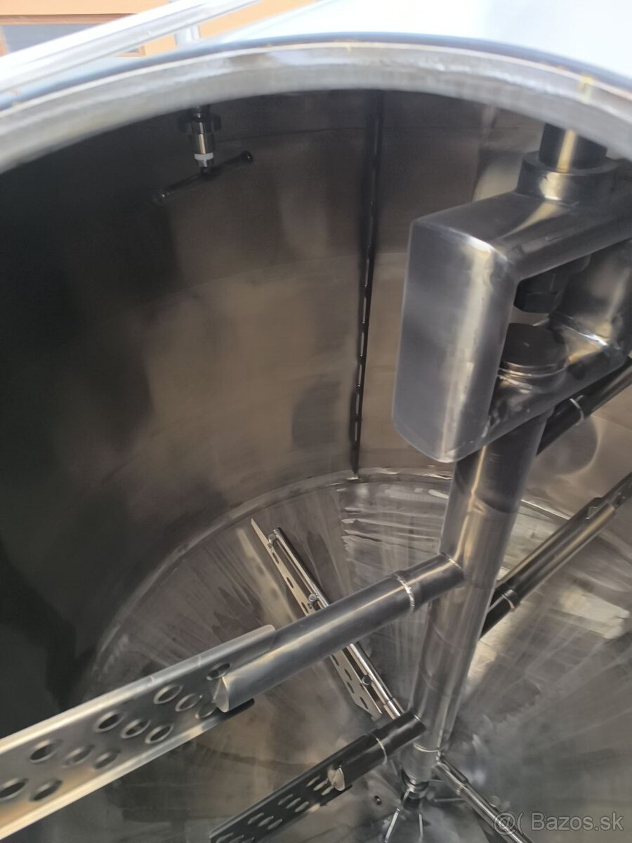 Nerezová nádrž - 3