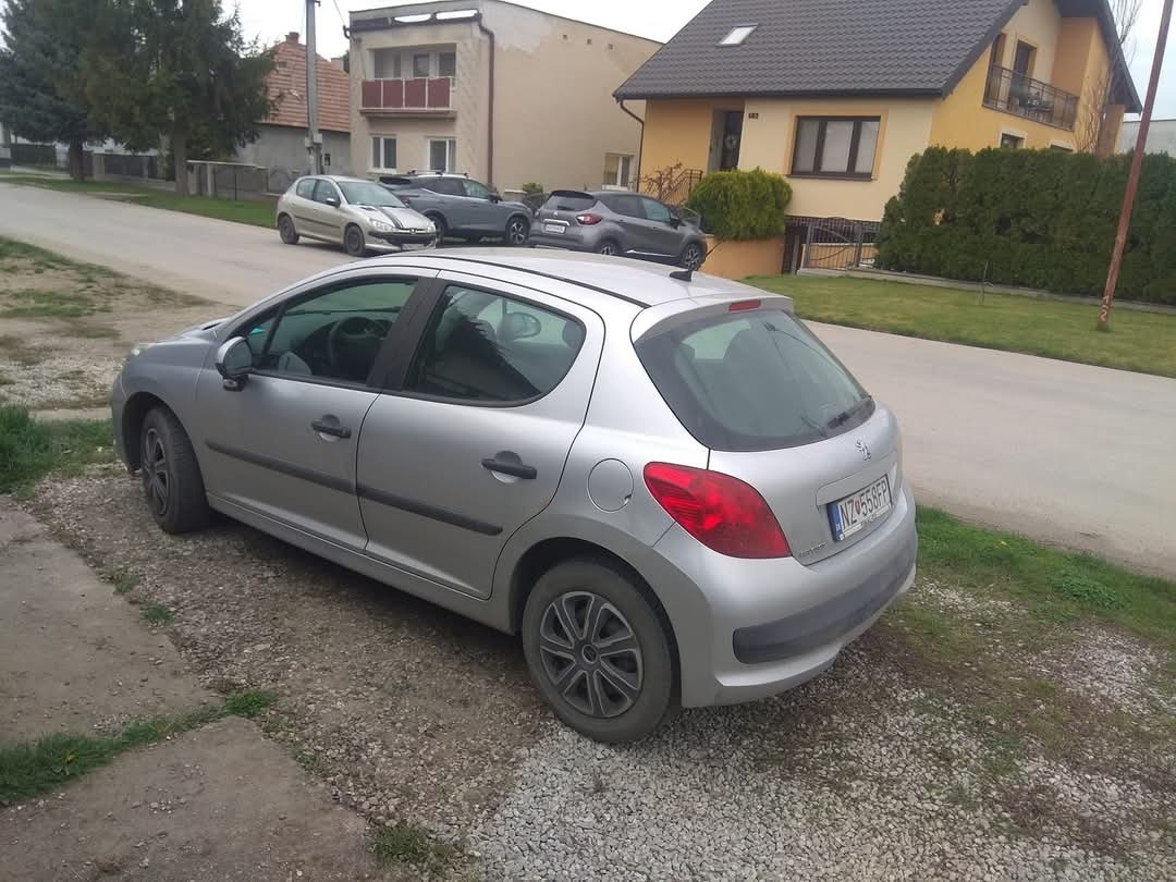 Predám Peugeot 207 diesel - 3