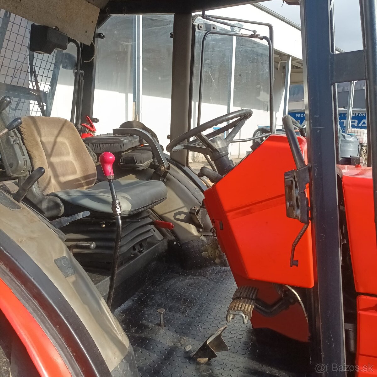Predám traktor Zetor 9540 - 3