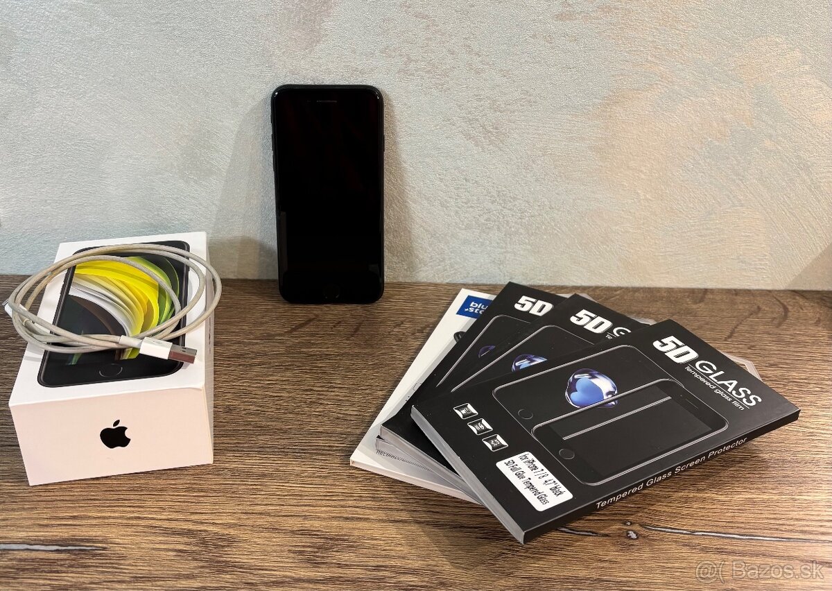 iPhone SE 2020 - 3