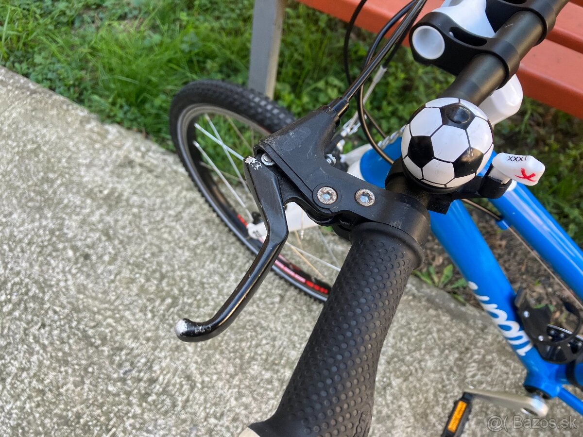 predám modrý bicykel WOOM 4 - 3