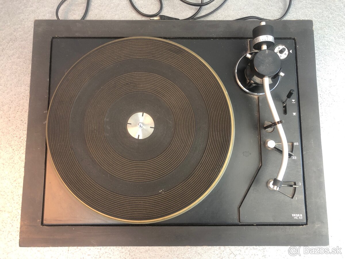 Tesla HC 42 - 3