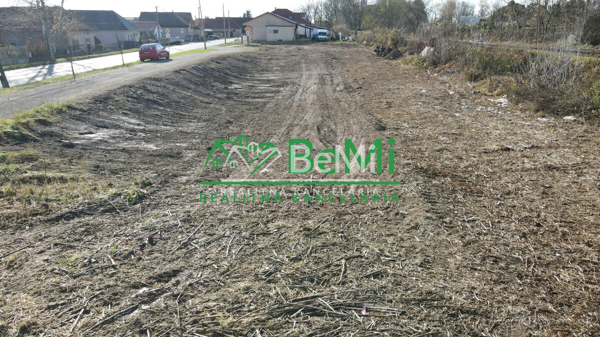 PREDAJ - STAVEBNÝ POZEMOK TESÁRSKE MLYŇANY ID 002-14-FIJA - 3