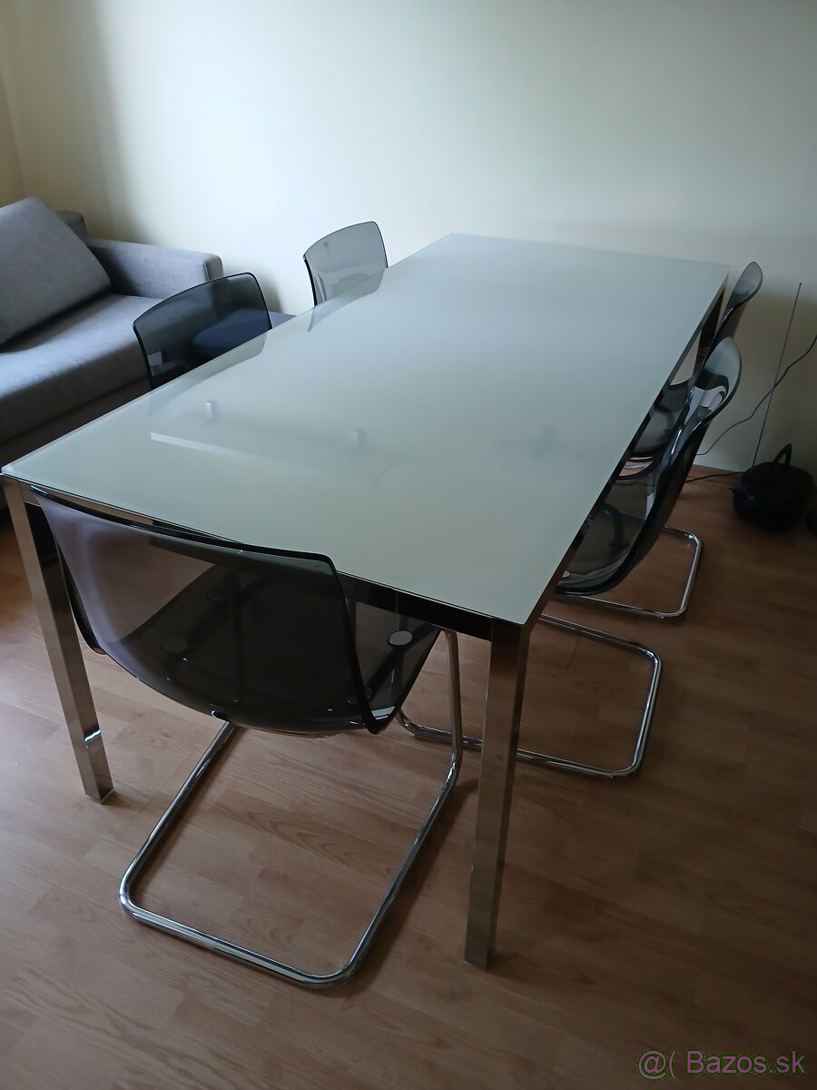 Jedálenský stol - 3