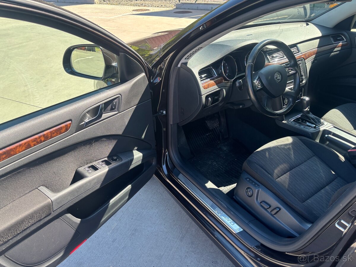 Skoda Superb 2.0tdi dsg 4x4 - 3