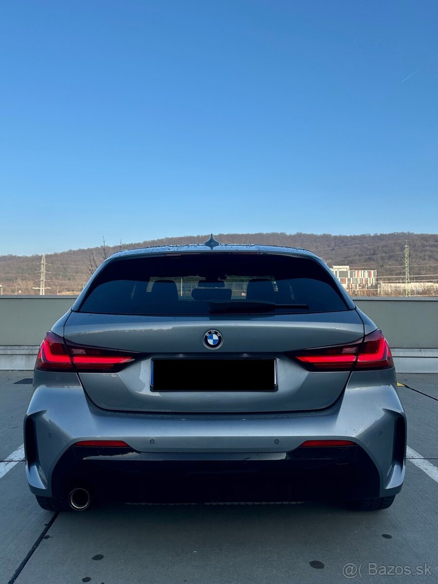 BMW 118i M-sport - 3