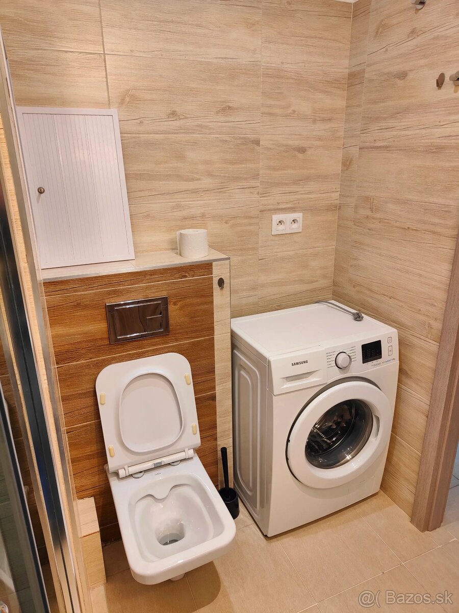 Realitný kancelária REALADR s.r.o. - 3