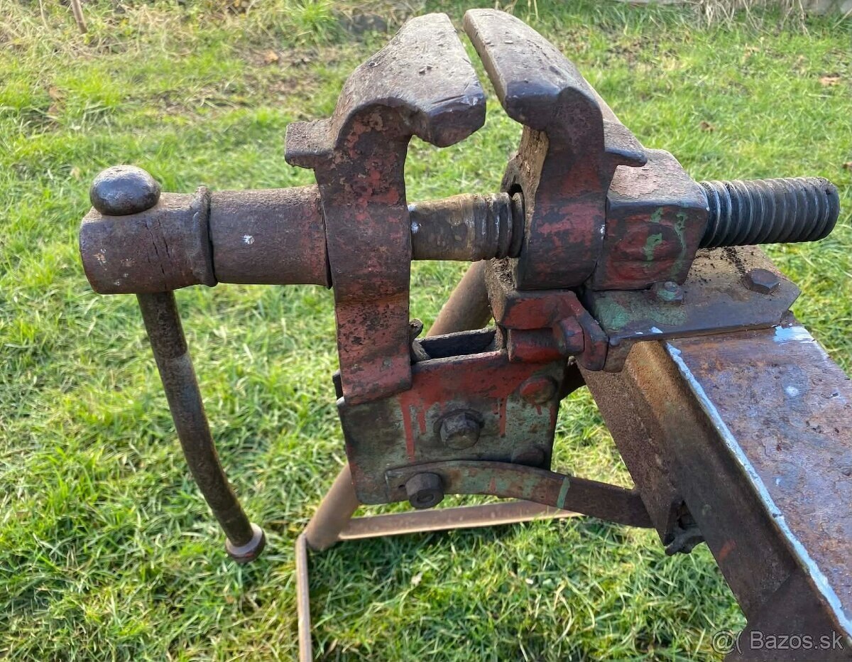 Kováčsky zverák - 3