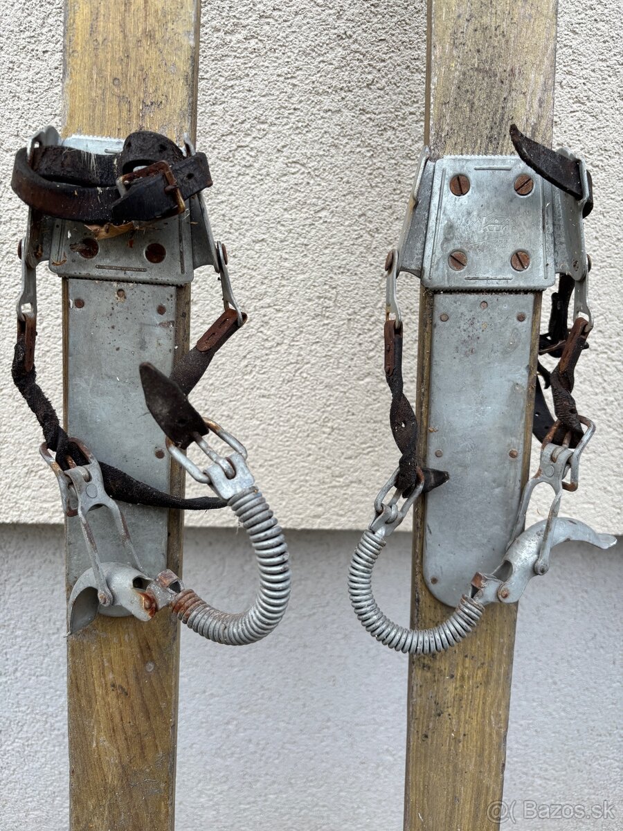 Predám staré lyže civilné aj vojenské - 3