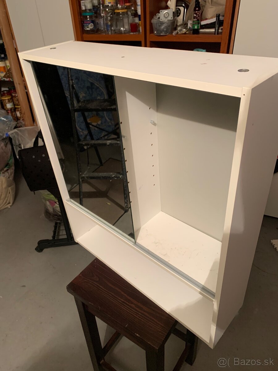 Skirka nad umývadlo - 3