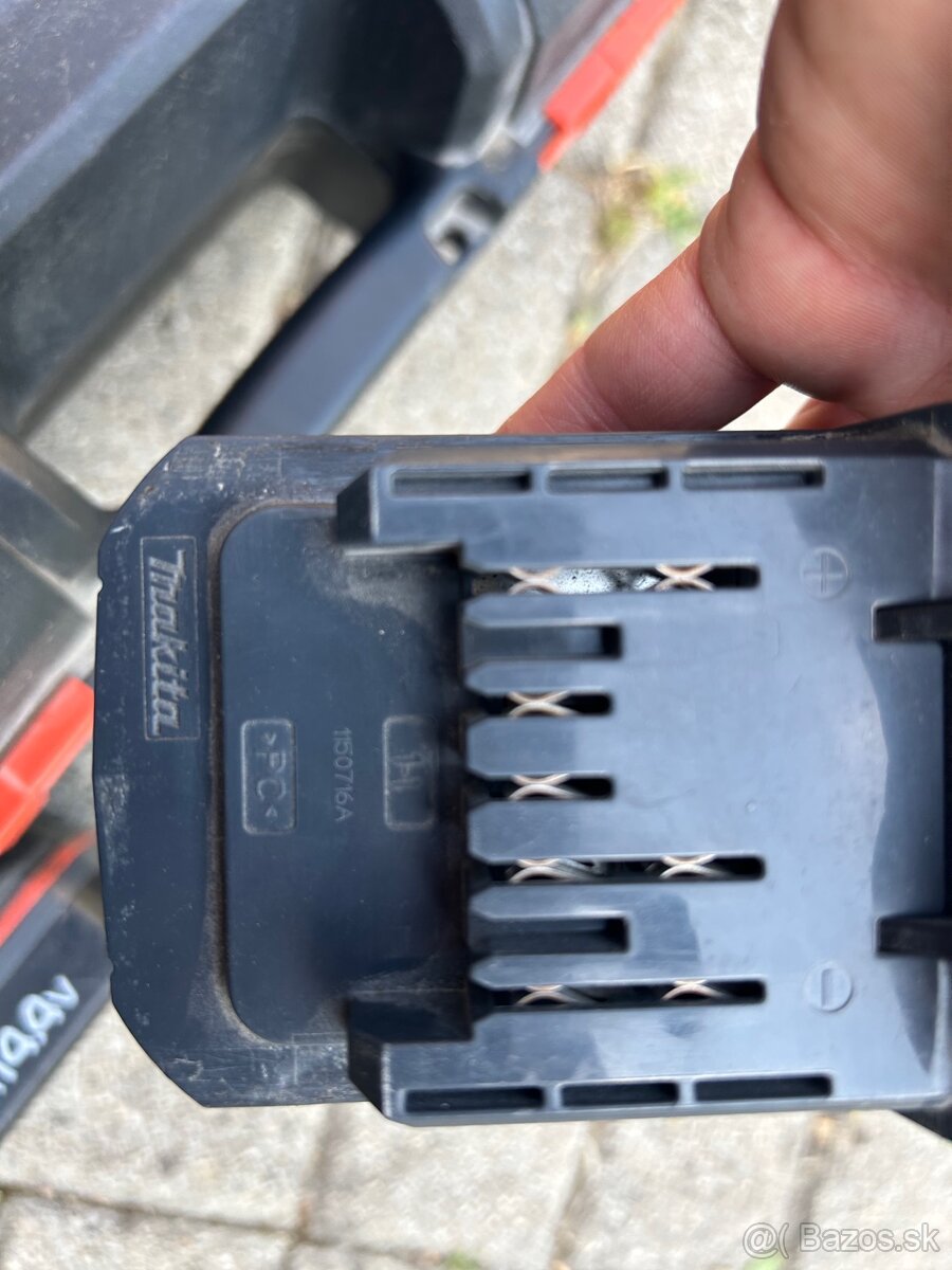 Maktec (Makita) mt080e - 3