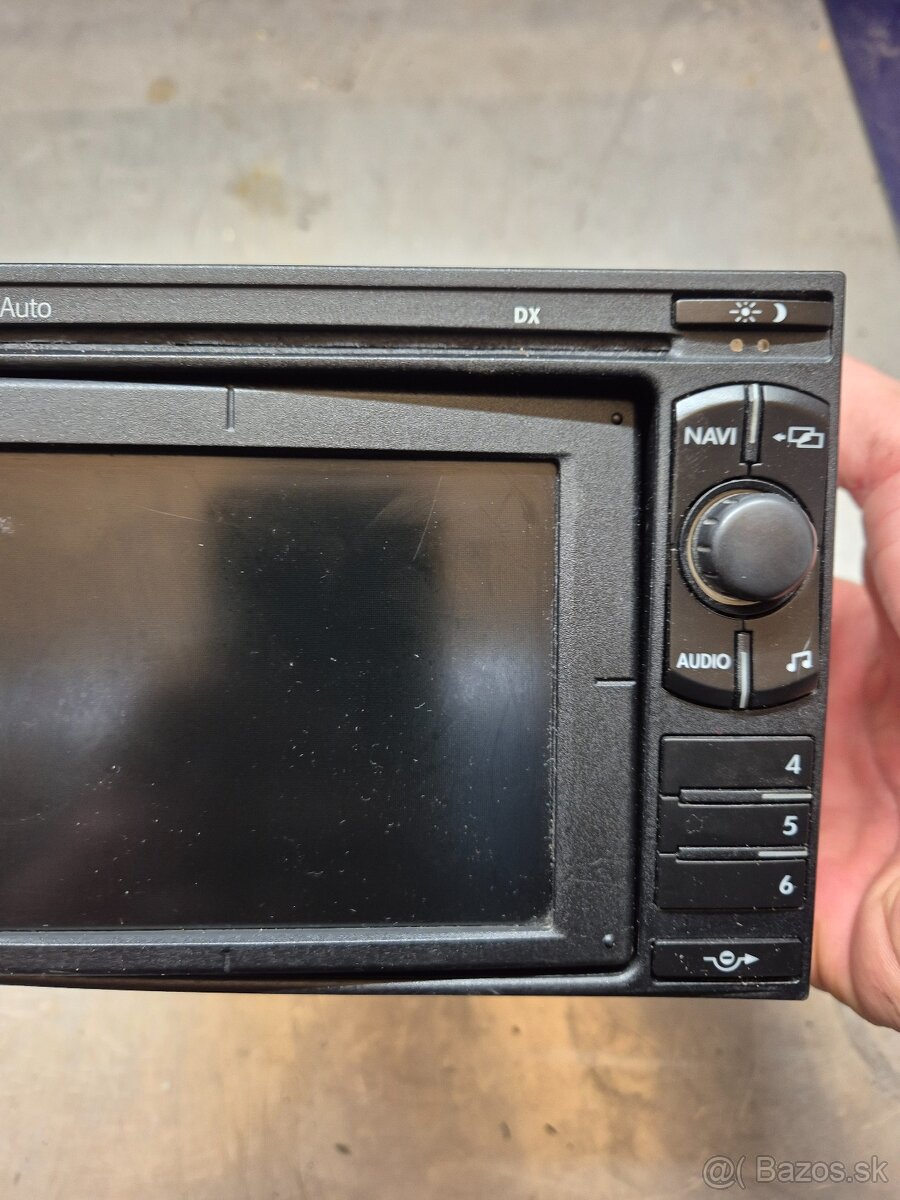 Predám Autorádio - MFD - DX - originál Škoda - 3