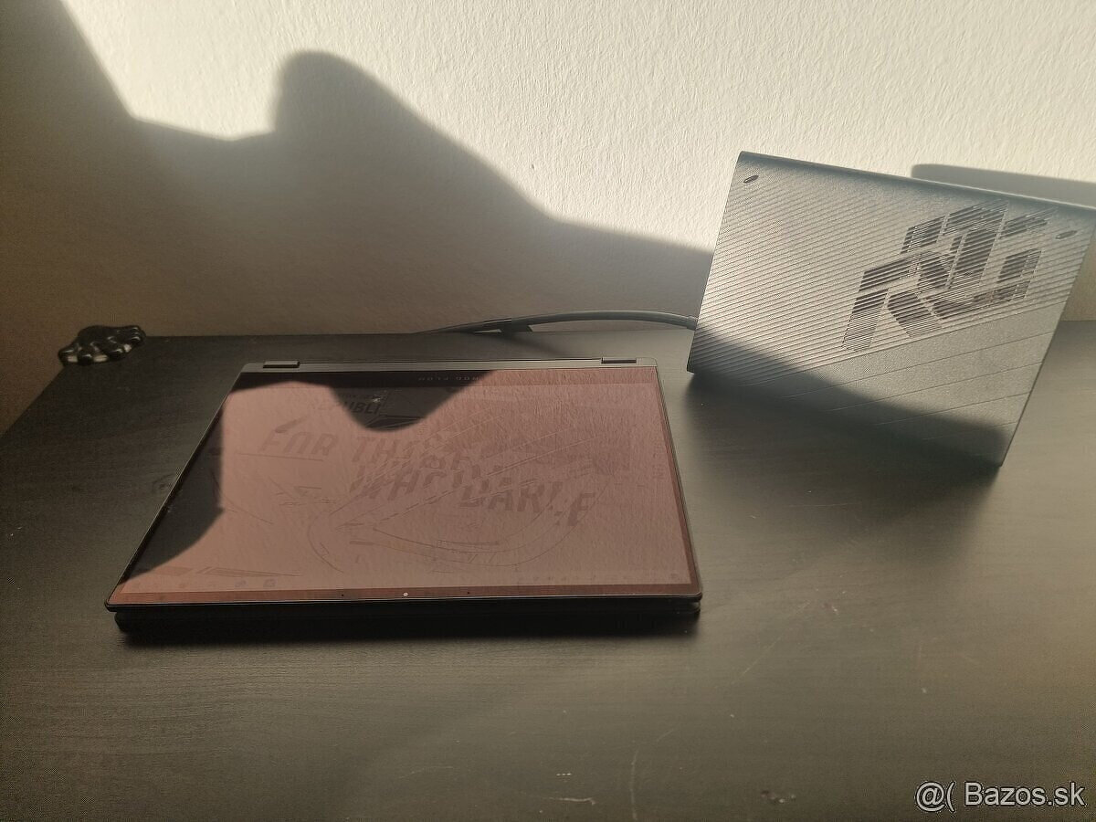 ASUS ROG Flow X13 4K R9-5980HS 32GB 1TB SSD RTX3080 - 3