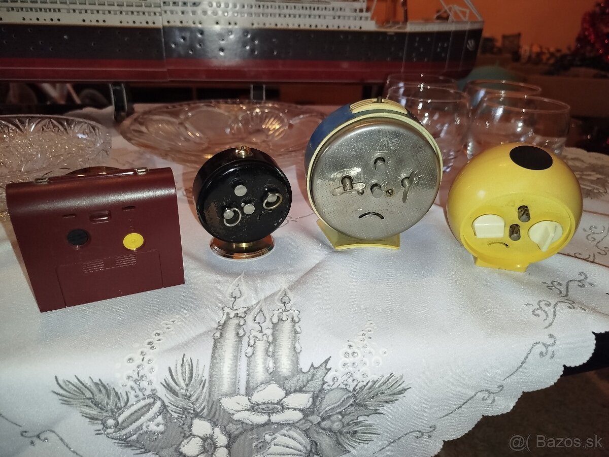 Staré budikove hodiny Rezervované - 3