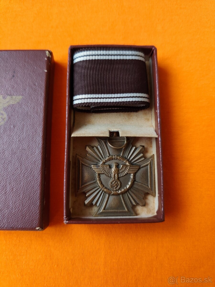 Vyznamenanie ,,Třetí říše" - 3