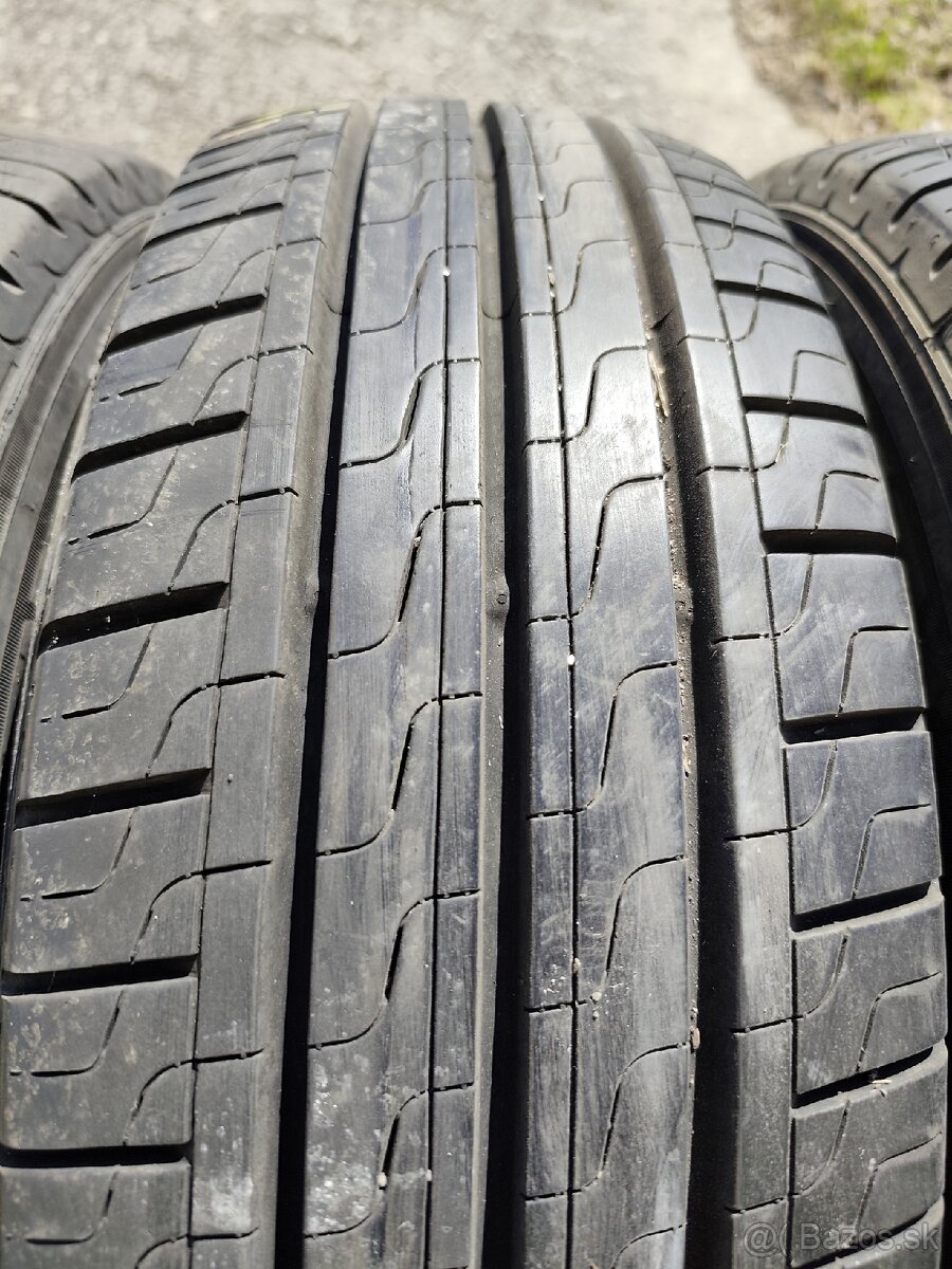 215/70R15C Pirelli letná - 3