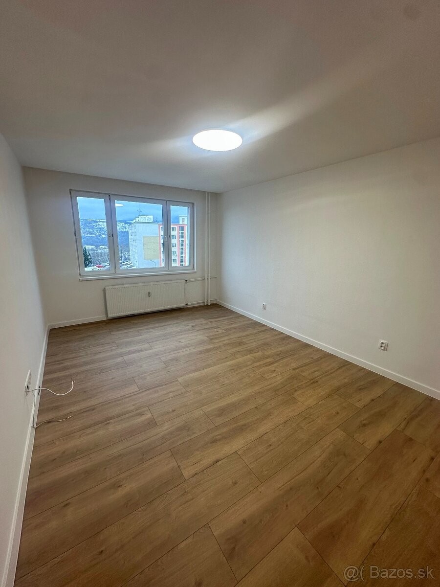 Kompletné zrekonštruovaný 3-izbový byt v Banskej Bystrici - 3