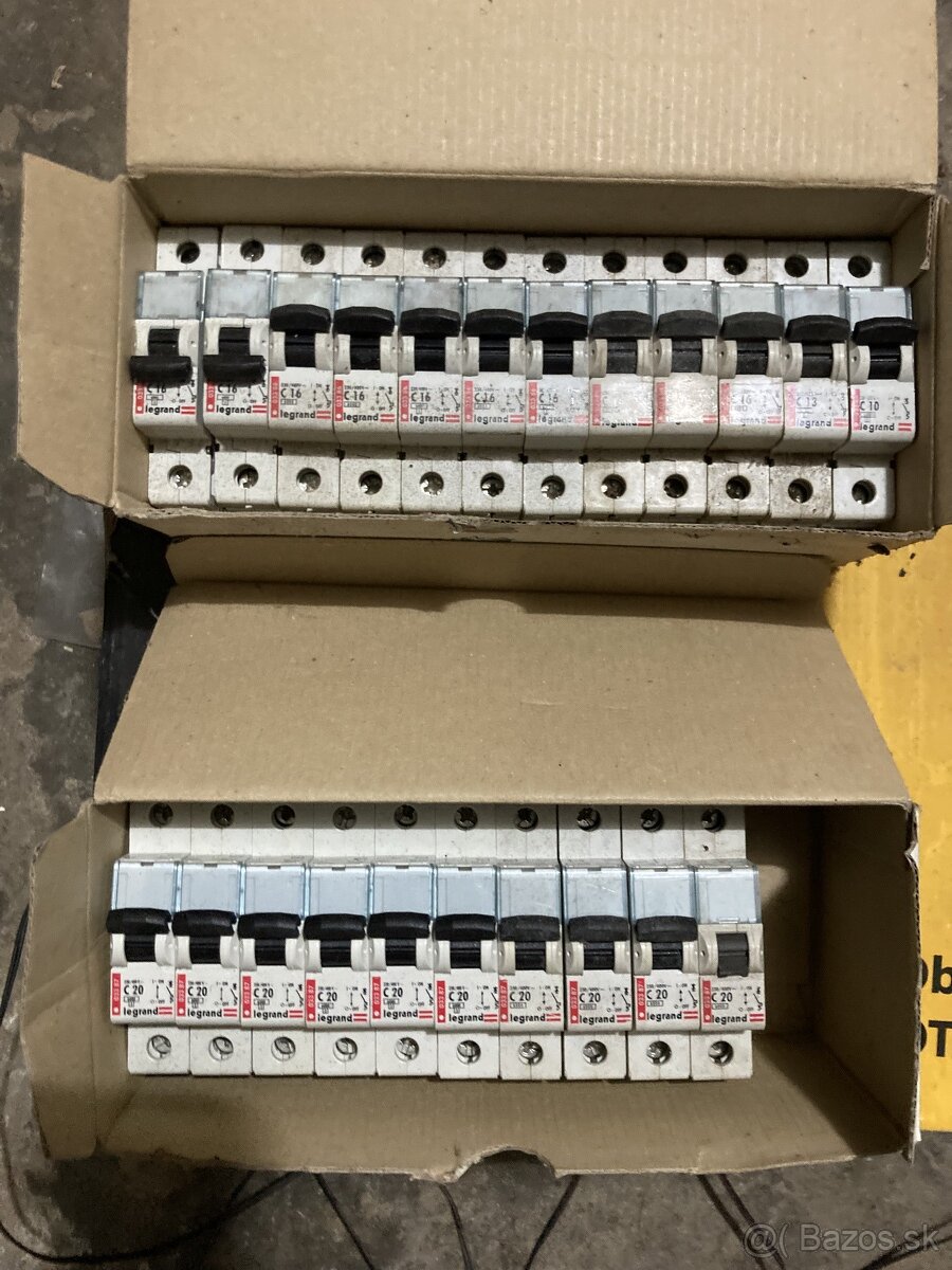 Ističe Legrand Eaton C125, C100,C63, C32, C20, C16, C10, C6 - 3