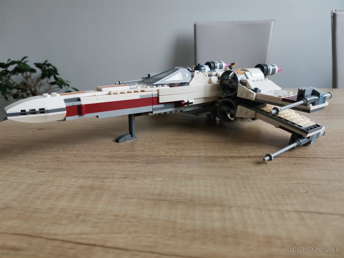 Stíhačka X-Wing Skywalker - 3