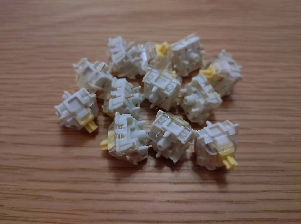 Gateron Silent switch set (spínače) - Yellow - 3