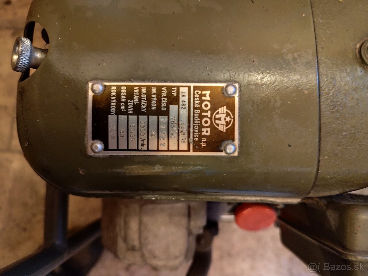 Predám vojenskú elektrocentrálu 3kw + 2 spcáky - 3