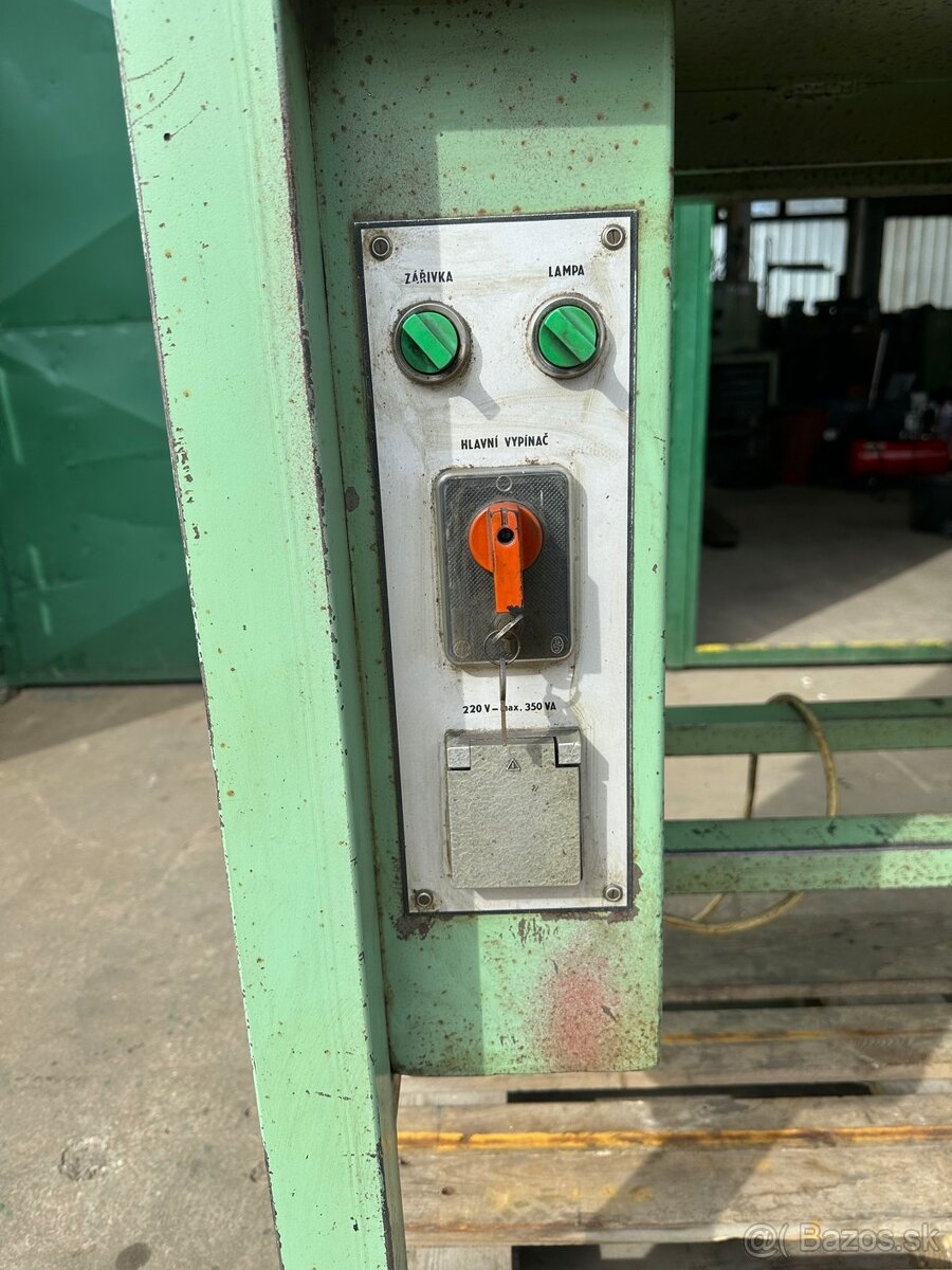 Pracovní stůl s elektro rozvaděčem - 3