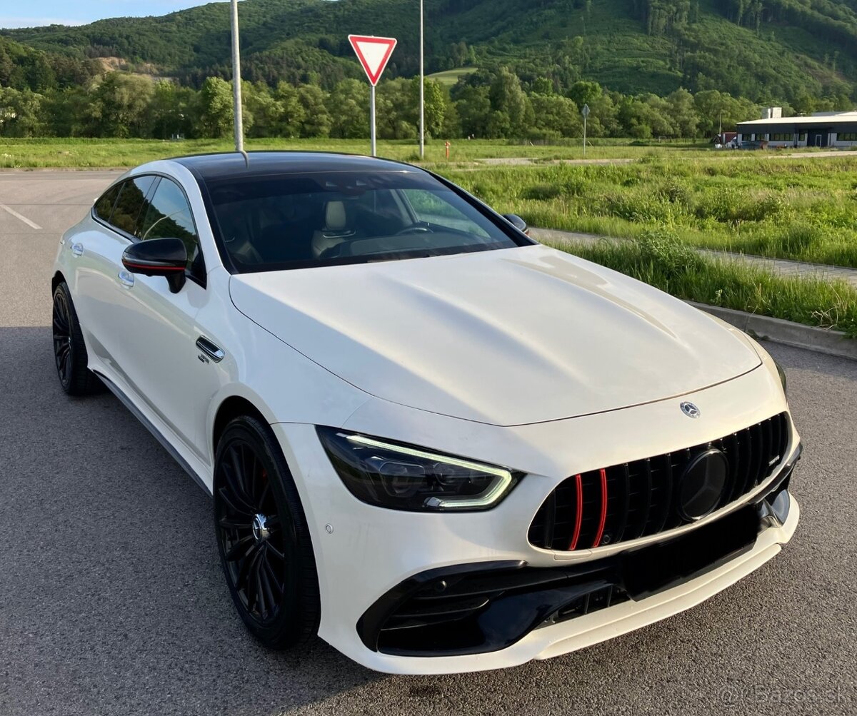 Mercedes-Benz AMG GT 53 4matic+ PERFORMANCE Možná výmena