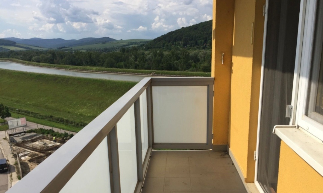 Prenajmem 1 izbový byt v Trenčíne na Sihoti - 3