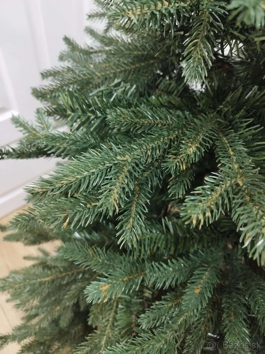 Vianočný stromček 3D, smrek horský, 150 cm - 3