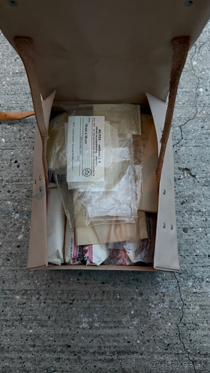 Originálna zdravotnícka brašňa Červeného kríža - 3