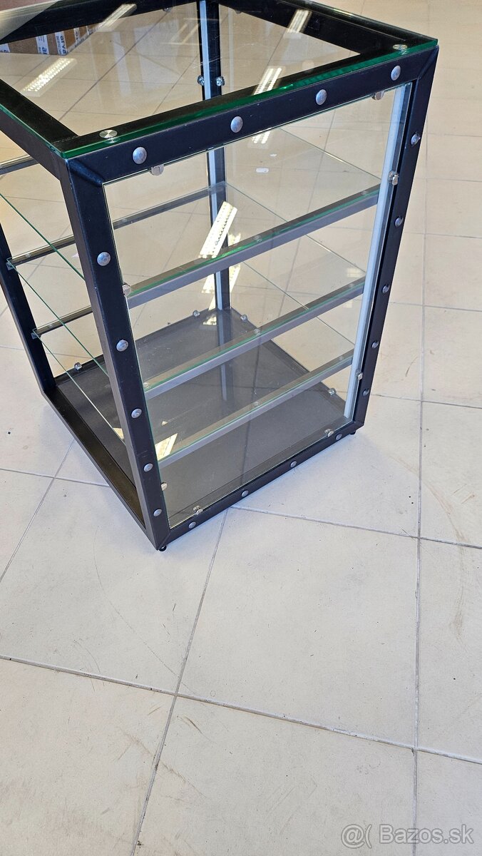 Vitrína, Komoda, Skrina - 3