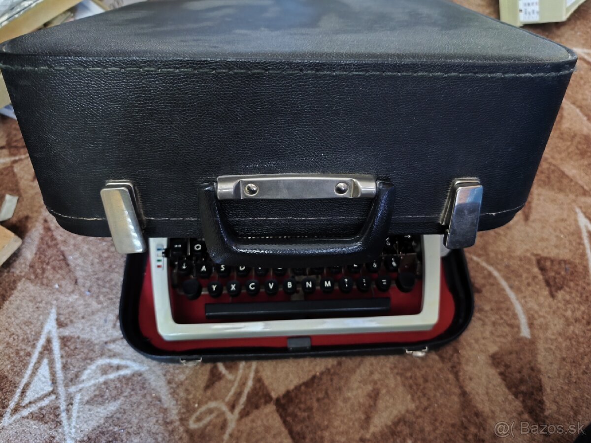 Vintage retro písací stroj - 3