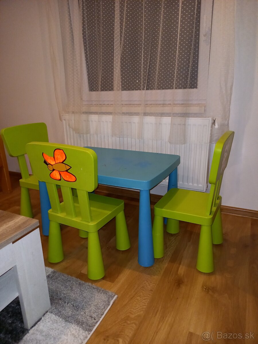 Stolík a 3 stoličky - detský - 3