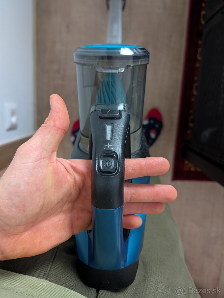 Tyčový vysávač - Phlips Speedpro Aqua - 3