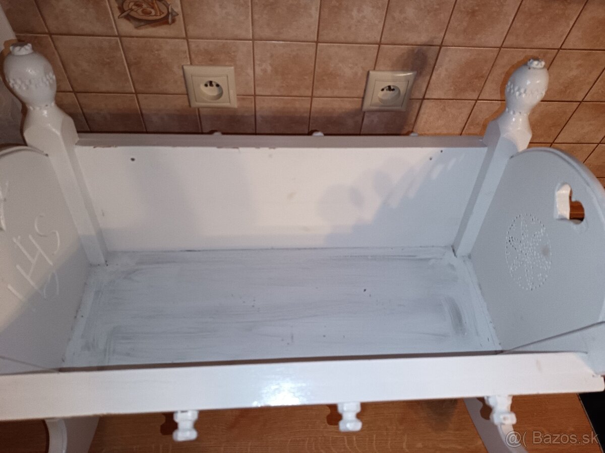 Drevená kolíska. - 3