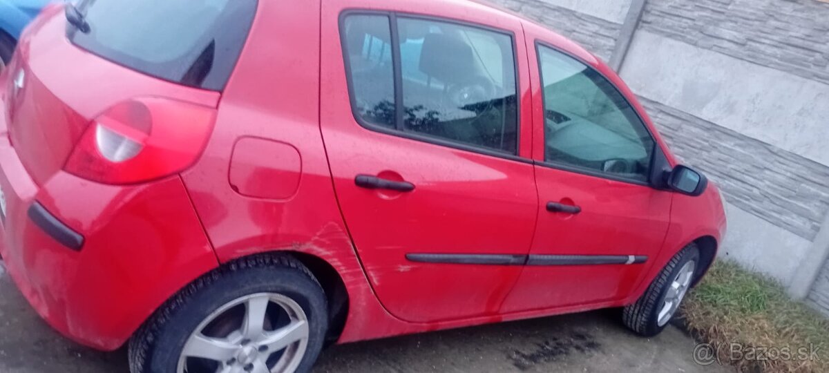 Renault Clio 3 1.2benzin bez papierov - 3